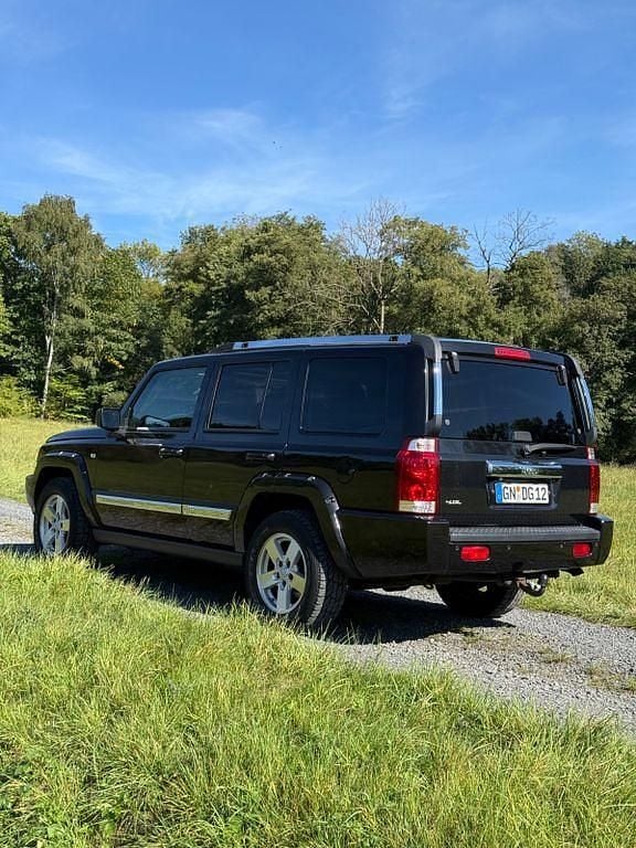 Gebraucht Jeep Commander Limited 218 PS (160 kW) 2008 Schwarz SUV