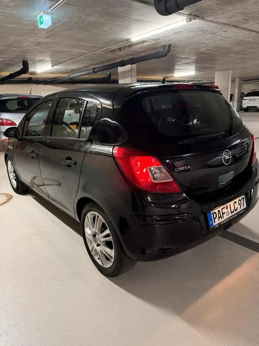 Gebraucht Opel Corsa 80 PS (58 kW) 2008 Schwarz Kleinwagen