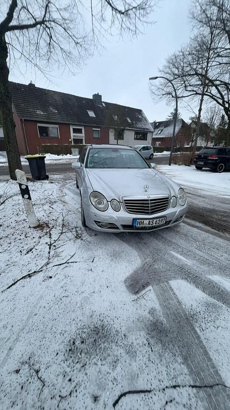 Gebraucht Mercedes E320 224 PS (164 kW) 2006 Grau Limousine
