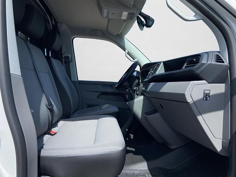 Gebraucht VW Transporter 150 PS (110 kW) 2024 Candyweiß Van