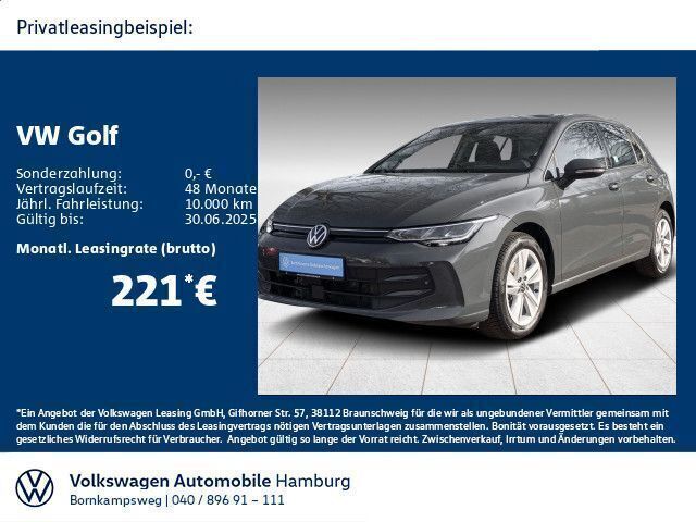 B0 delfingrau metallic Gebraucht 2024 VW Golf VIII Life Limousine | 23.444 € (Fairer Preis) - Bild 1/3