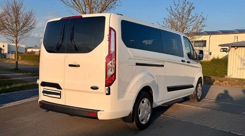 Gebraucht Ford Transit Custom 131 PS (96 kW) 2021 Weiß Kombi