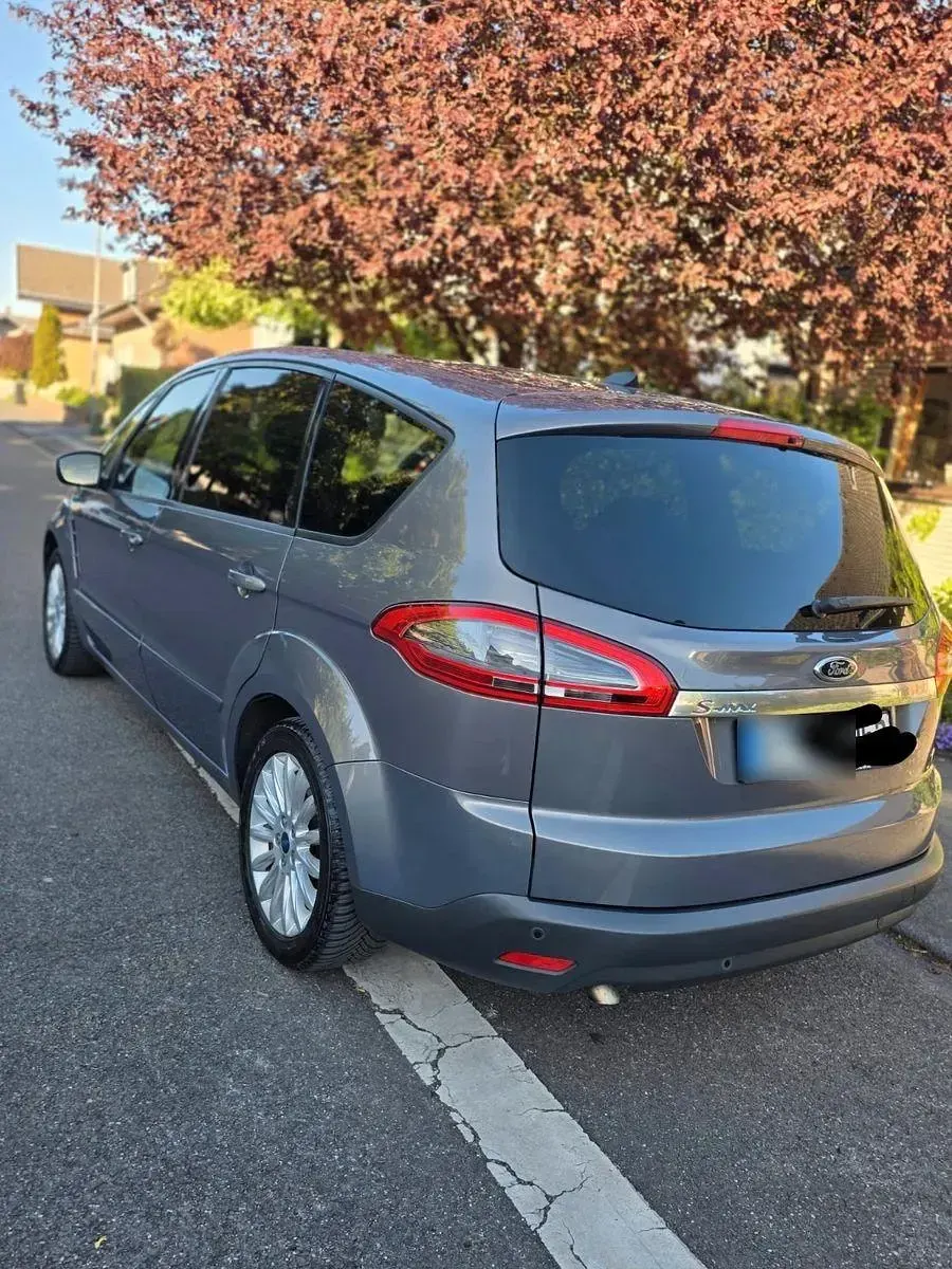 Gebraucht Ford S-MAX Trend 160 PS (117 kW) 2014 Grau Van / Kleinbus