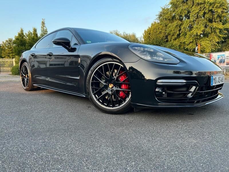 Schwarz Gebraucht 2020 Porsche Panamera GTS Limousine | 88.900 € (Teuer) - Bild 1/4
