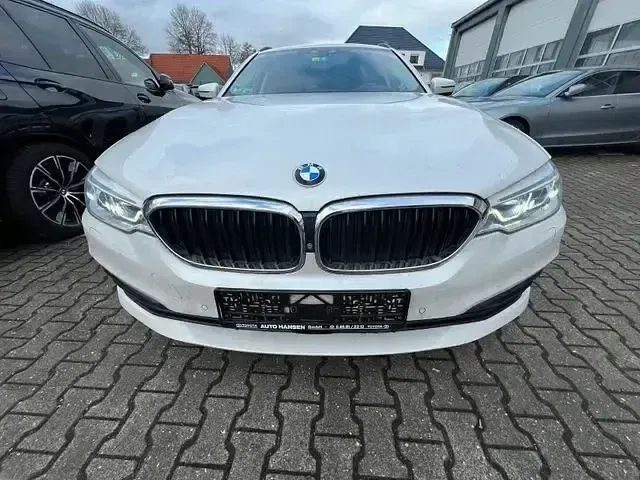 Gebraucht BMW 540 Sport Line 320 PS (235 kW) 2018 Weiß Kombi