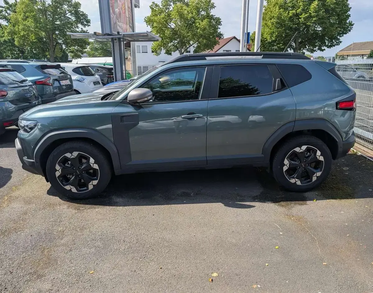 Gebraucht Dacia Duster Journey 141 PS (103 kW) 2026 Oxidgrün SUV
