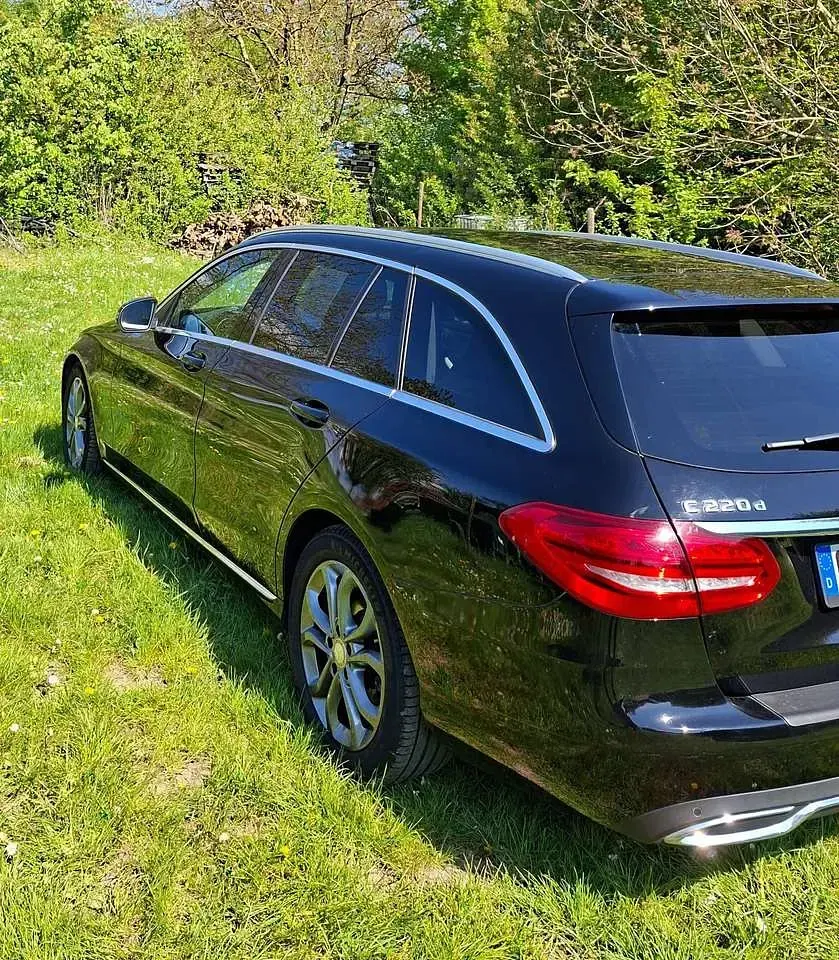 Gebraucht Mercedes C220 Avantgarde 170 PS (125 kW) 2017 Schwarz Kombi