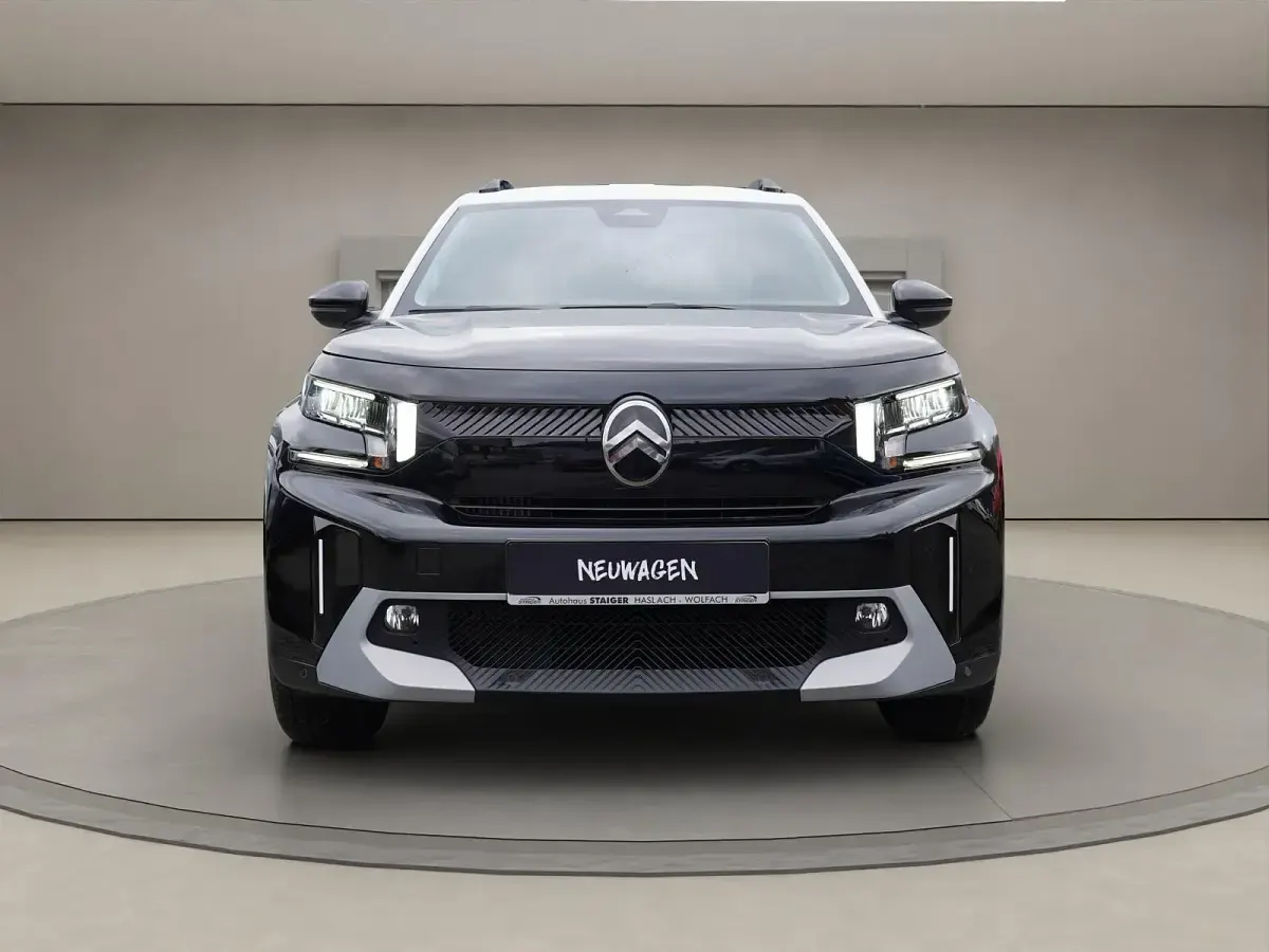 Neu Citroën C3 Aircross 145 PS (106 kW) 2026 Schwarz metallic/weißes dach SUV