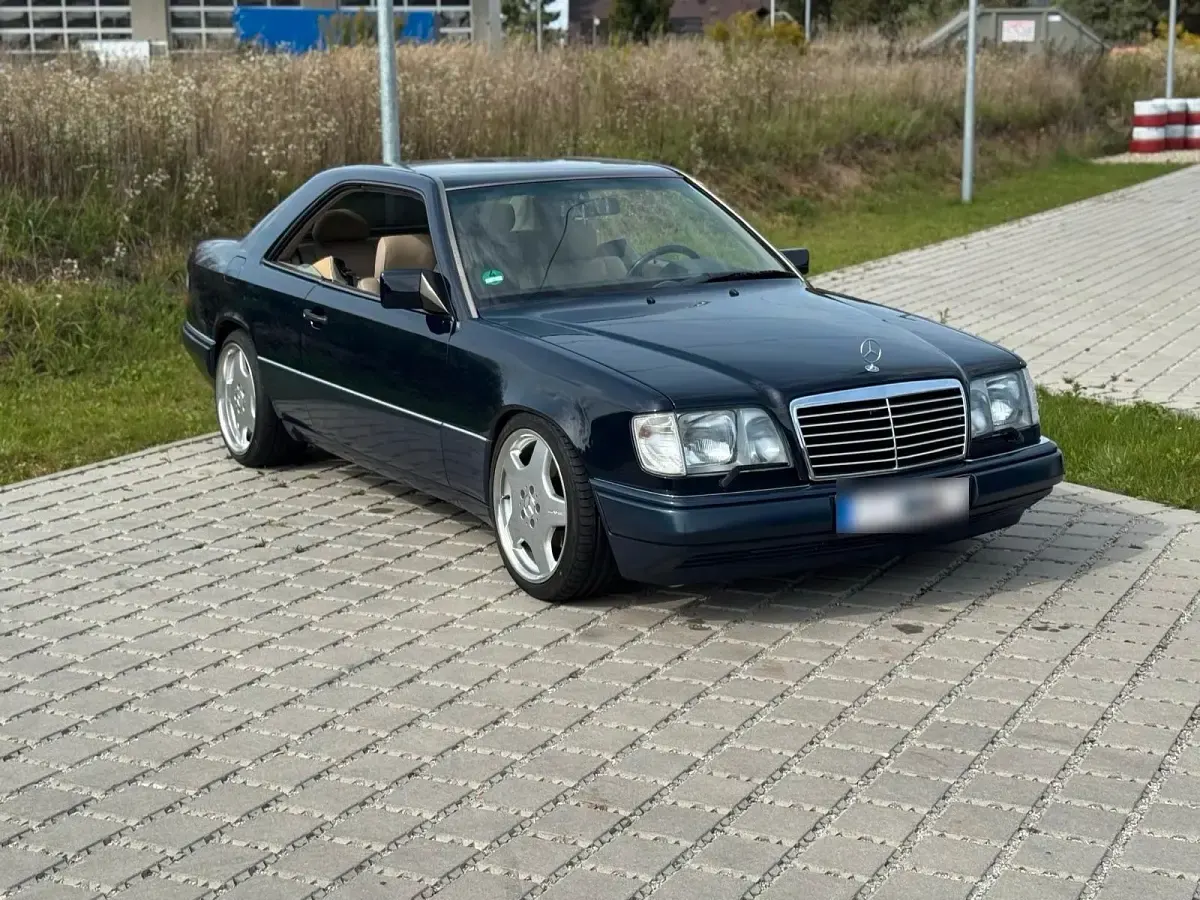 Gebraucht Mercedes E320 220 PS (161 kW) 1994 Blau Coupé
