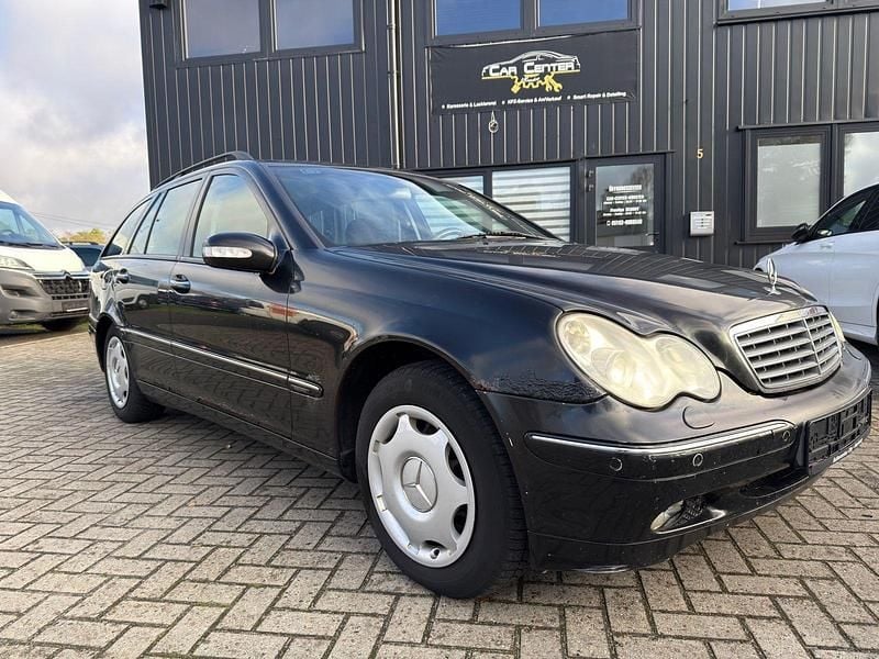 Schwarz Gebraucht 2003 Mercedes C220 Kombi | 1.250 € (Fairer Preis) - Bild 1/4