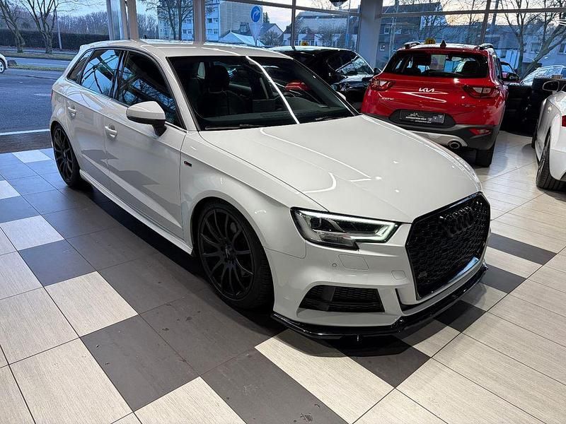 Gebraucht Audi A3 Sport 190 PS (139 kW) 2019 Weiß Limousine