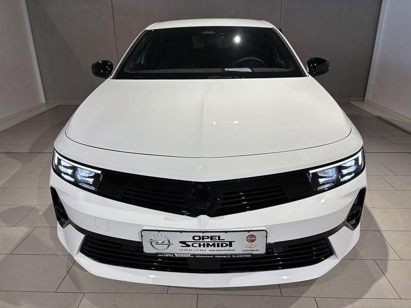 Gebraucht Opel Astra 131 PS (96 kW) 2024 Arktisweiß Limousine