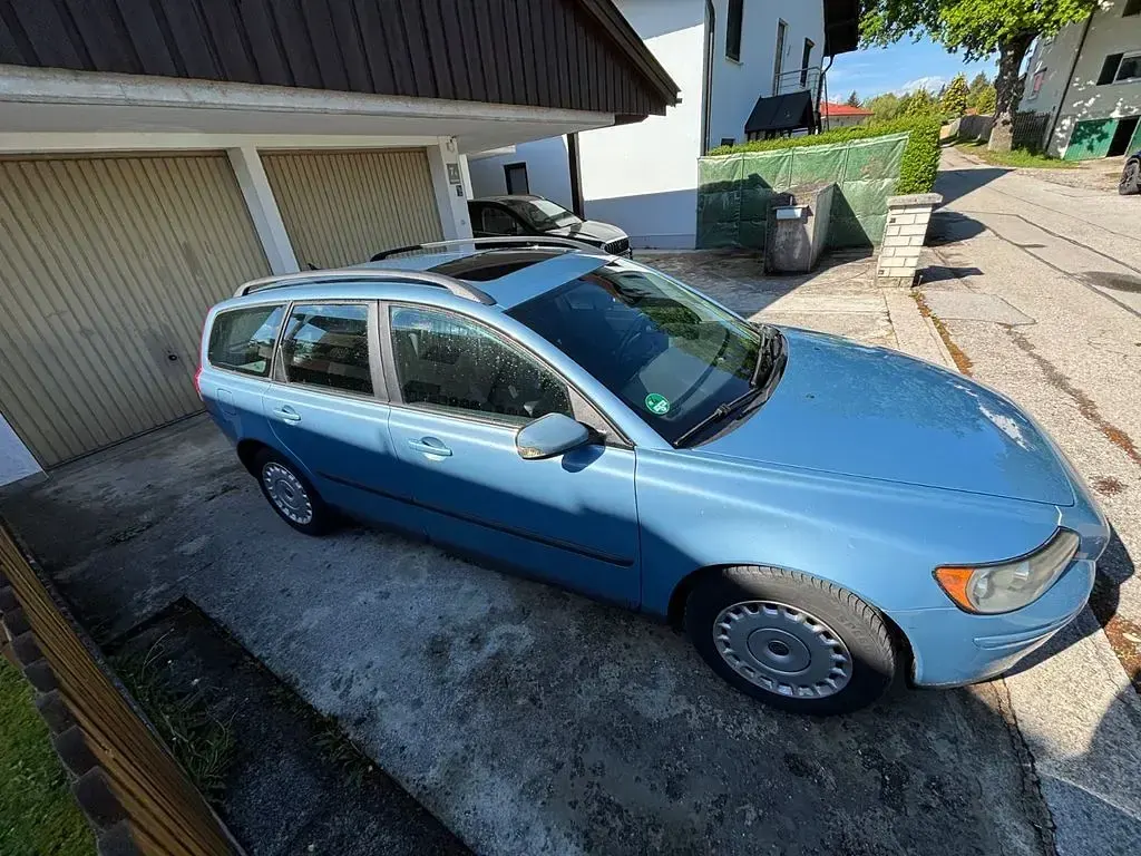 Gebraucht Volvo V50 125 PS (91 kW) 2004 Blau Kombi