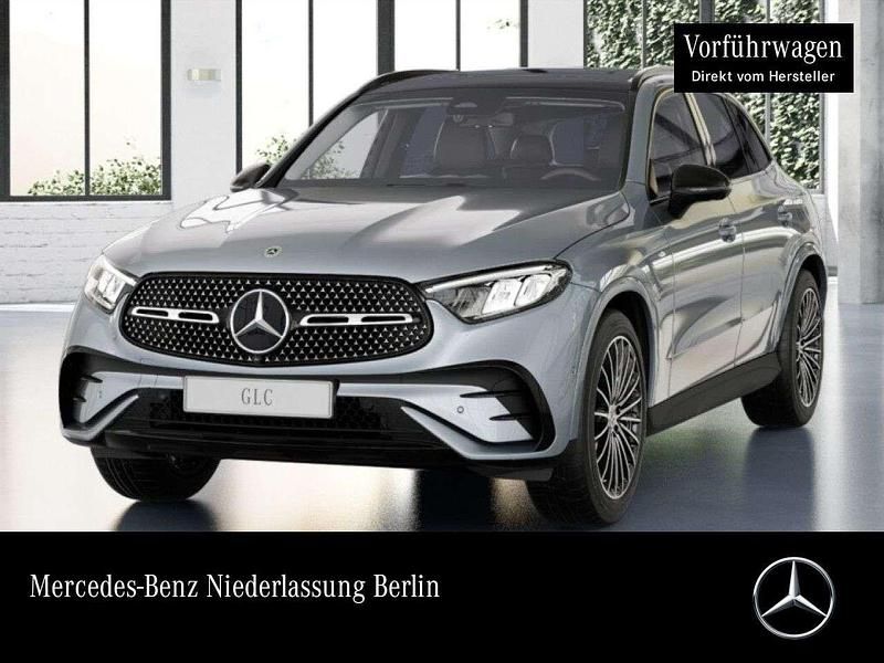 Hightechsilber Gebraucht 2025 Mercedes GLC300e AMG SUV | 65.500 € (Fairer Preis) - Bild 1/4