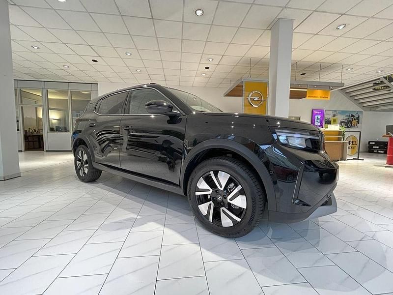 Gebraucht Opel Frontera 136 PS (100 kW) 2025 Schwarz SUV