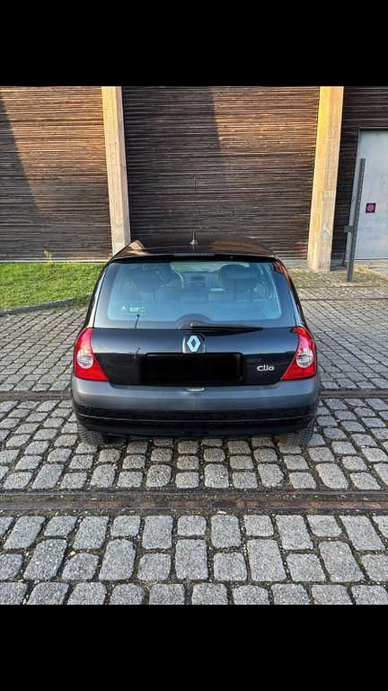 Gebraucht Renault Clio II Campus 98 PS (72 kW) 2004 Schwarz Kleinwagen