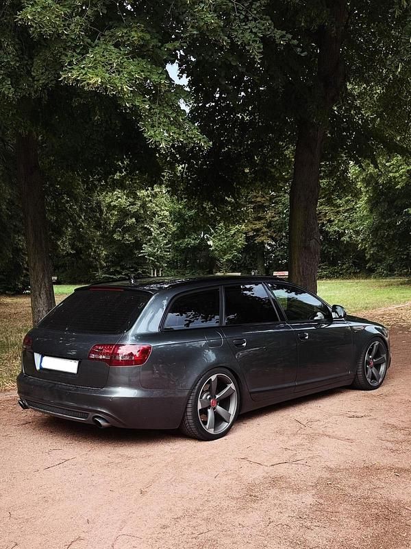Grau Gebraucht 2009 Audi A6 Comfort Kombi | 11.500 € - Bild 1/4