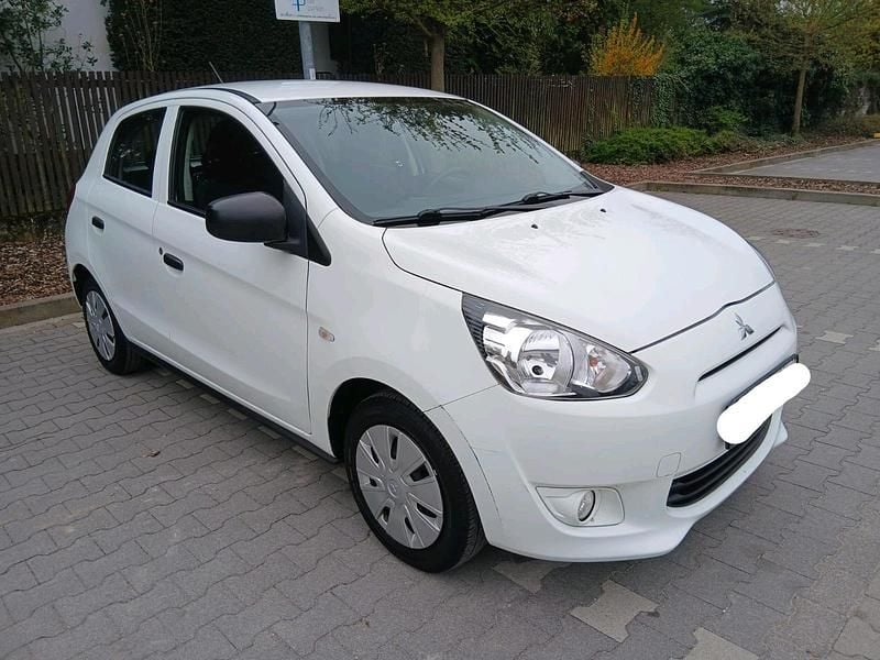 Second-hand Mitsubishi Space Star 71 CP (52 kW) 2015 Alb Hatchback