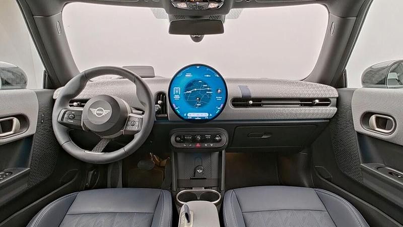 Gebraucht Mini Cooper Favoured 114 kW (156 PS) 2025 Grün Kleinwagen