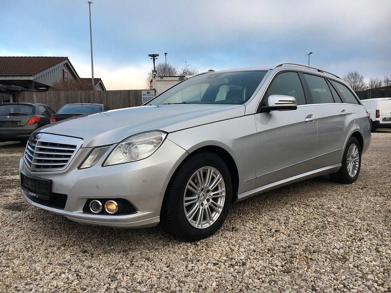 Second-hand Mercedes E220 170 CP (125 kW) 2011 Argintiu Break
