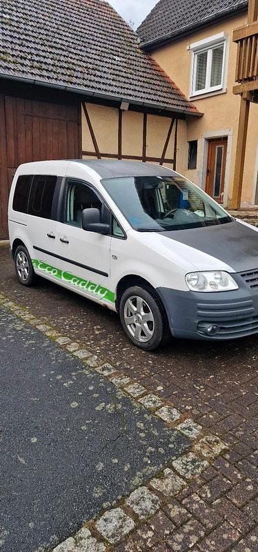 Second-hand VW Caddy 101 CP (74 kW) 2006 Alb Monovolum