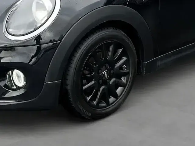 Gebraucht Mini ONE 102 PS (75 kW) 2019 Schwarz Kleinwagen