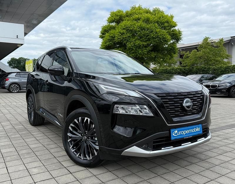 Neu Nissan X-Trail Tekna 213 PS (156 kW) 2025 Diamond black/schwarz SUV