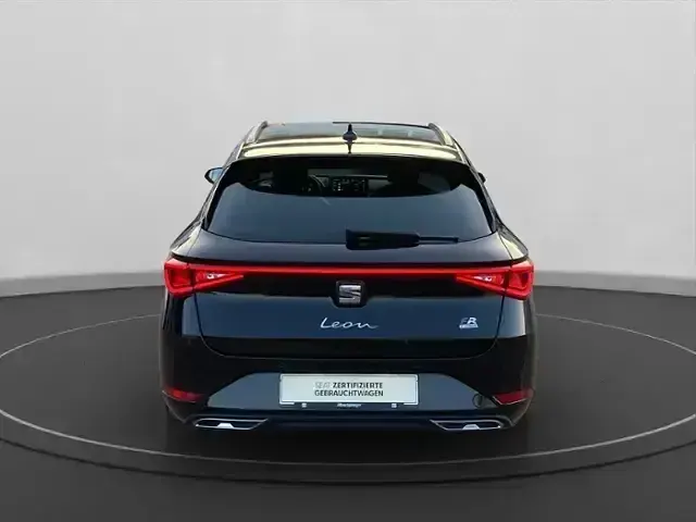Gebraucht Seat Leon FR 204 PS (150 kW) 2022 Schwarz Kombi