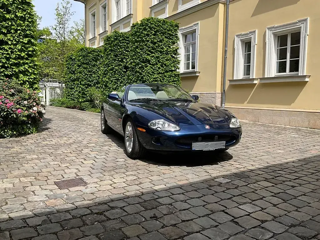 Gebraucht Jaguar XKR S 363 PS (266 kW) 2000 Blau Cabrio