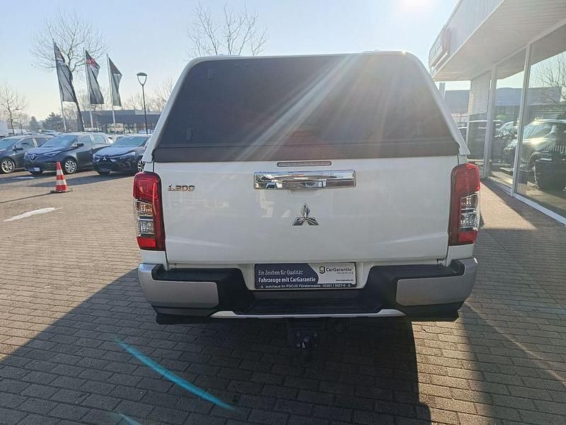 Gebraucht Mitsubishi L200 Plus 150 PS (110 kW) 2022 Weiß Abholung