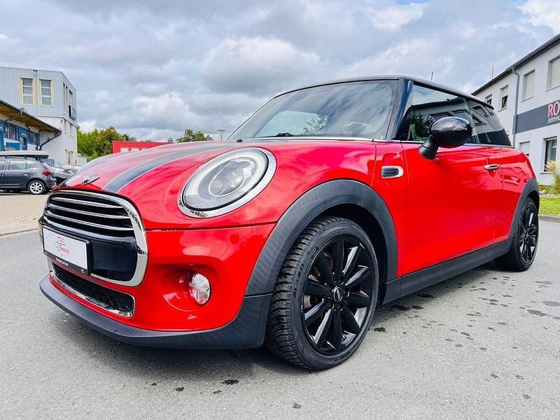 Rot Gebraucht 2015 Mini Cooper Kleinwagen | 11.950 € (Fairer Preis) - Bild 1/4