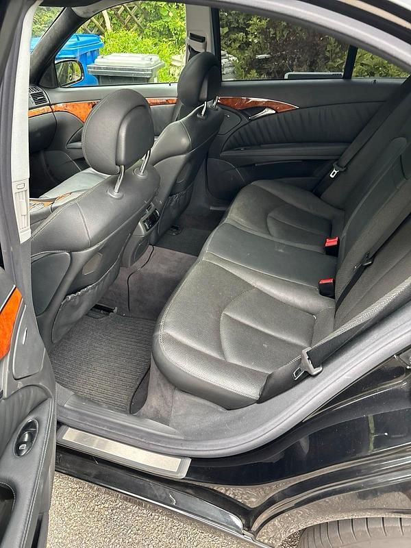 Gebraucht Mercedes E500 306 PS (225 kW) 2002 Schwarz Limousine