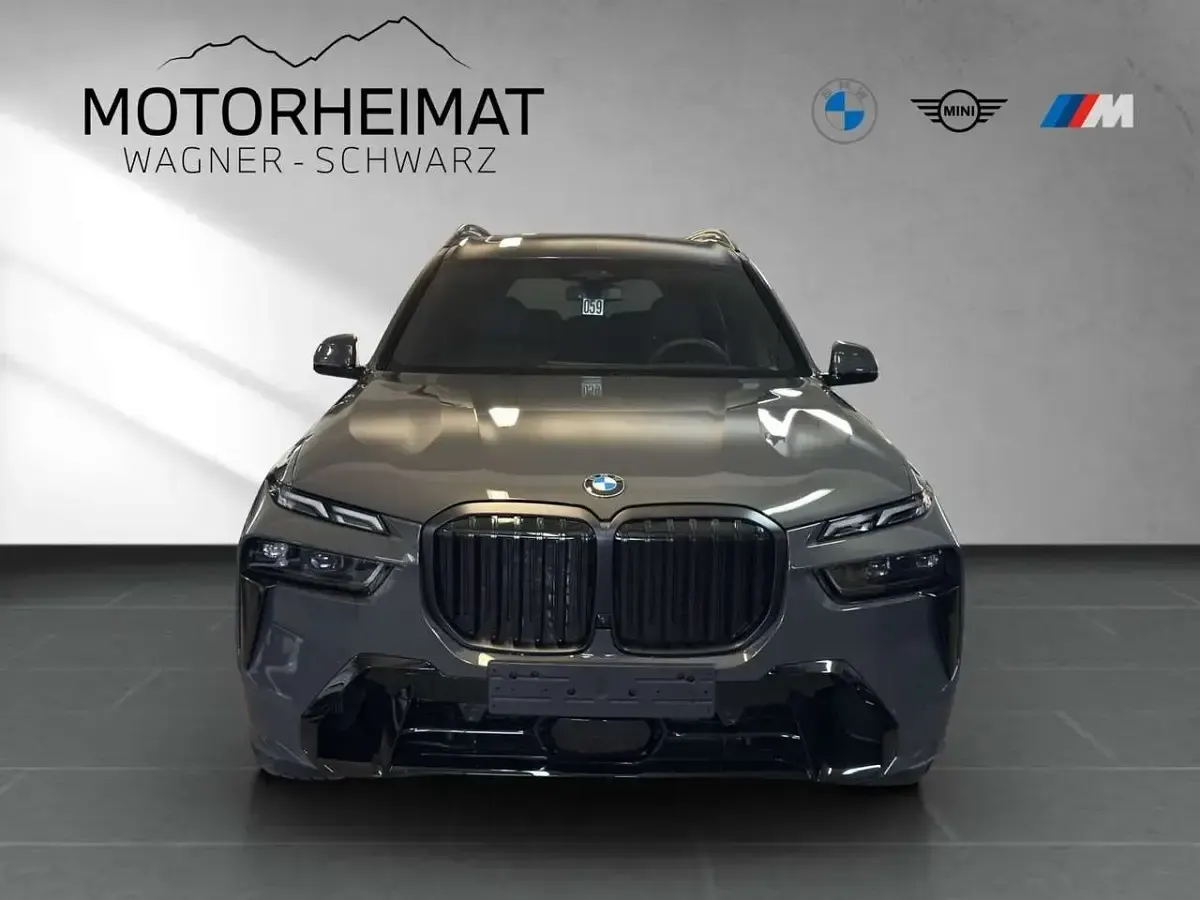 Neu BMW X7 M Sport 352 PS (258 kW) 2026 Bmw individual dravitgrau SUV
