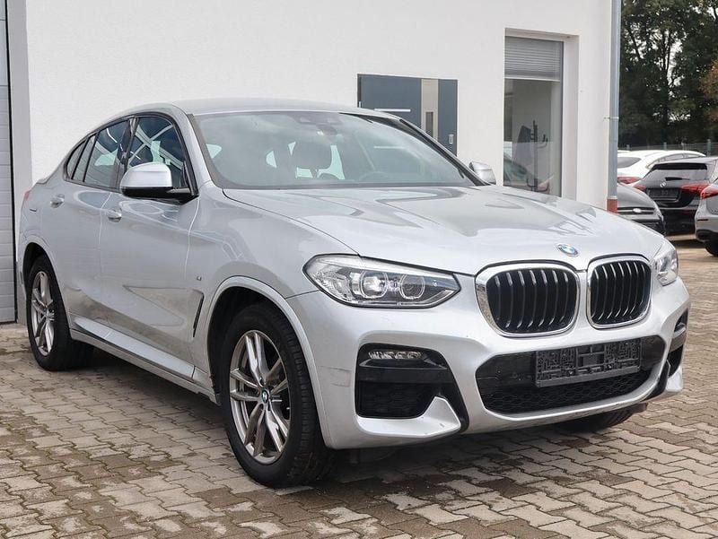 Silber Gebraucht 2021 BMW X4 M Sport SUV | 24.990 € (Superpreis) - Bild 1/4