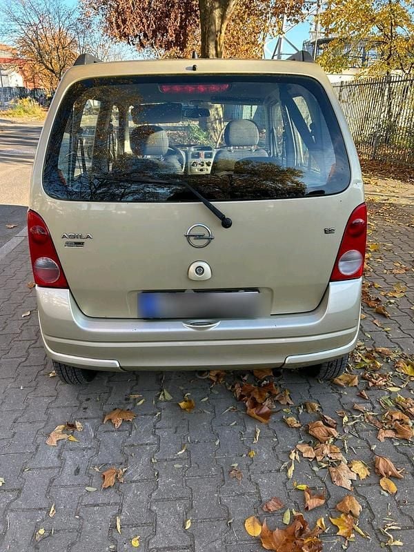 Gebraucht Opel Agila 75 PS (55 kW) 2004 Gold Van / Kleinbus