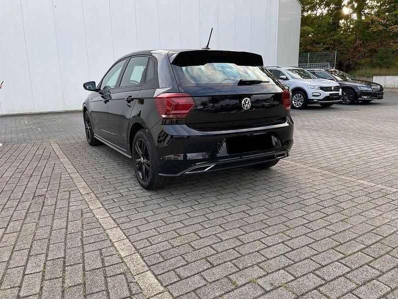 Gebraucht VW Polo R-line 95 PS (69 kW) 2021 Schwarz Kleinwagen