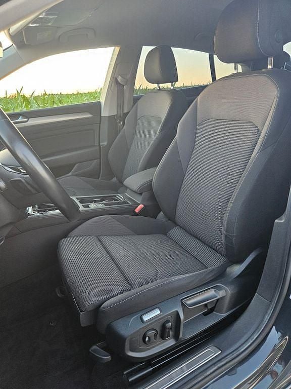 Second-hand VW Arteon 150 CP (110 kW) 2017 Gri Hatchback