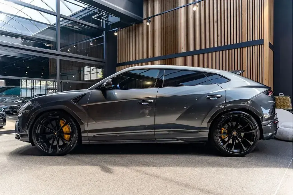 Gebraucht Lamborghini Urus 650 PS (478 kW) 2019 Grau SUV