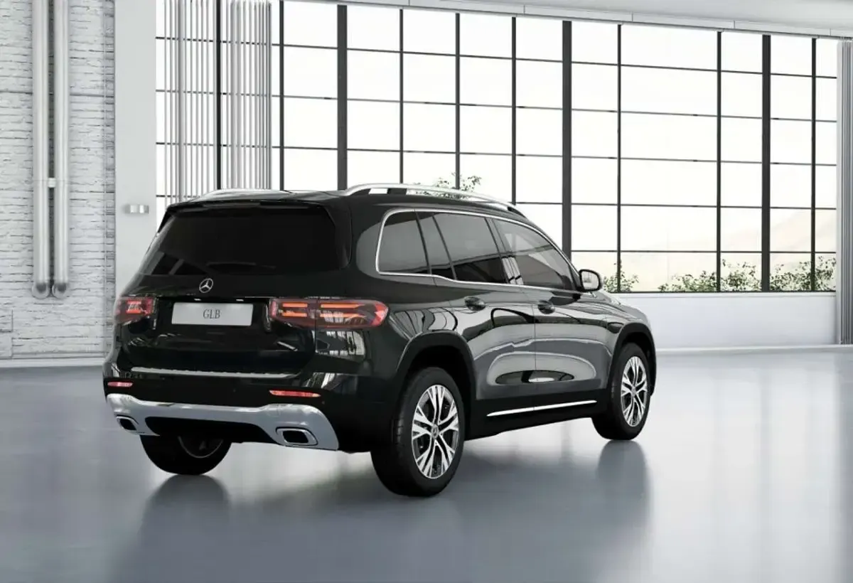 Gebraucht Mercedes GLB180 Progressive 136 PS (100 kW) 2025 Nachtschwarz uni SUV
