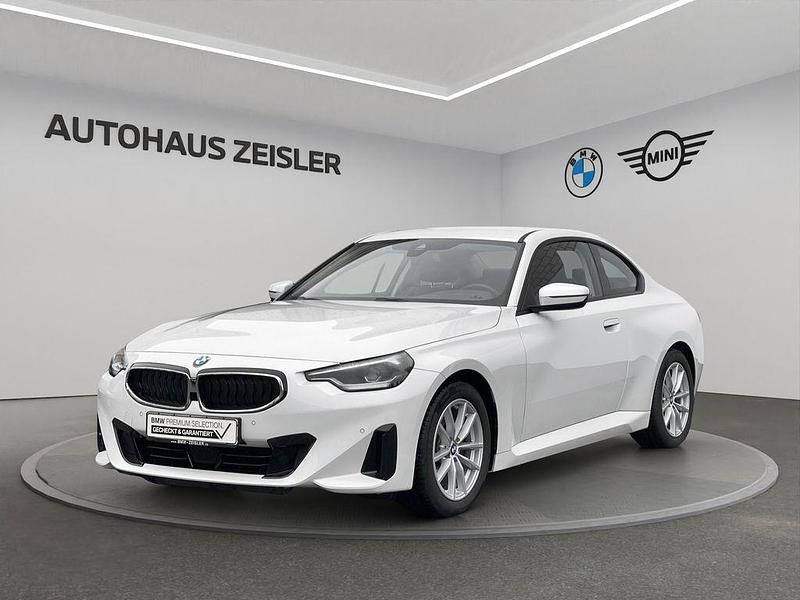 Weiß Gebraucht 2022 BMW 220 Advantage Coupé | 28.860 € (Guter Preis) - Bild 1/4