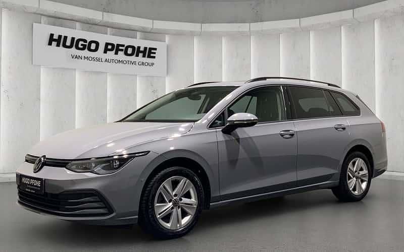 Grau Gebraucht 2021 VW Golf VIII Life Kombi | 18.590 € (Etwas zu teuer) - Bild 1/4