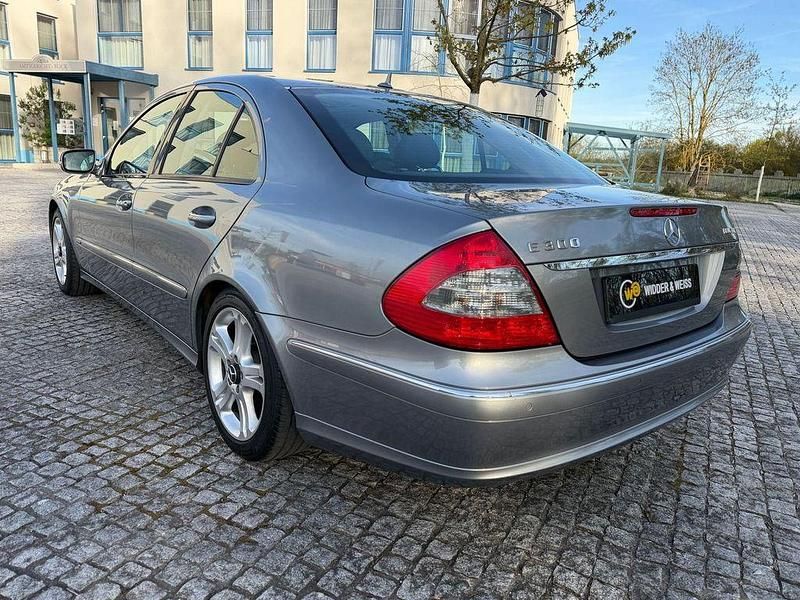 Gebraucht Mercedes E300 211 PS (155 kW) 2008 Silber Limousine