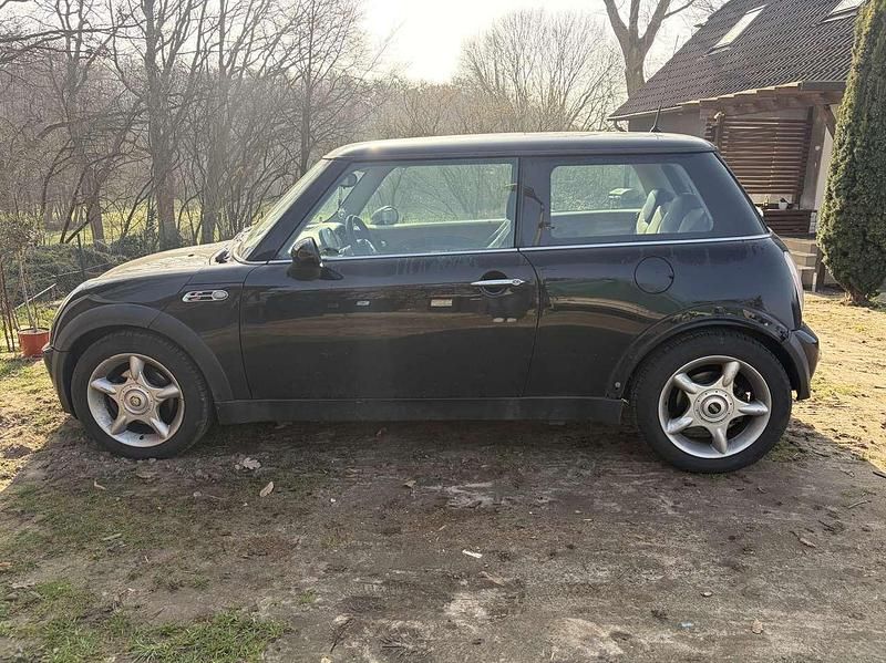 Gebraucht Mini Cooper 116 PS (85 kW) 2004 Schwarz Kleinwagen