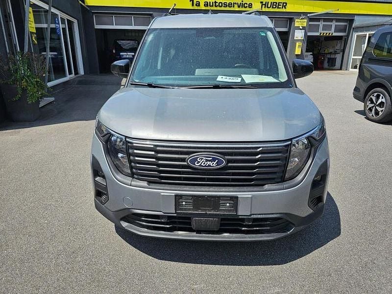 Silber Gebraucht 2024 Ford Tourneo Courier Titanium Van / Kleinbus | 20.999 € (Superpreis) - Bild 1/4