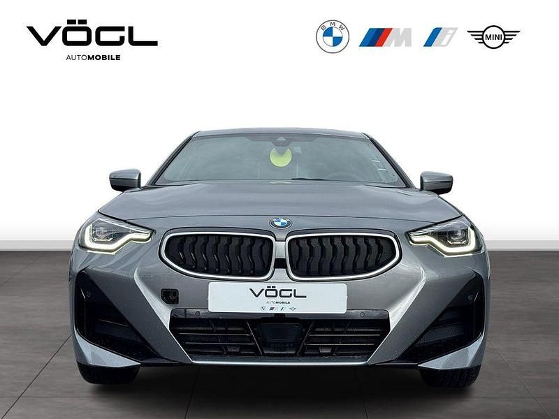 Neu BMW 230 M Sport 245 PS (180 kW) 2025 Skyscraper grau Coupé