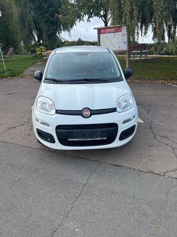 Weiß Gebraucht 2016 Fiat Panda Kleinwagen | 6.999 € (Fairer Preis) - Bild 1/4