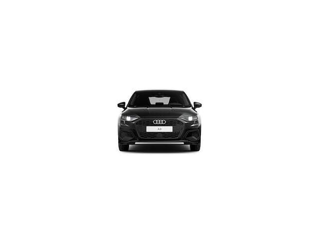 Gebraucht Audi A3 Ambiente 150 PS (110 kW) 2023 Mythosschwarz metallic Limousine