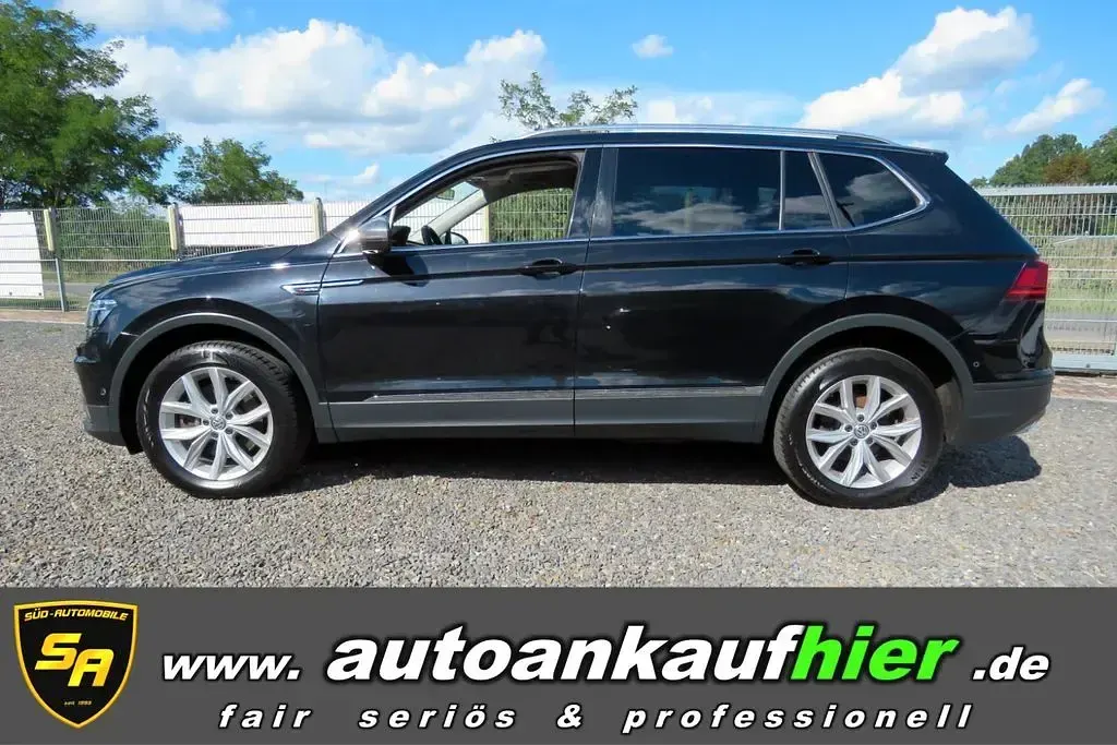 Gebraucht VW Tiguan Allspace Comfortline 200 PS (147 kW) 2021 Deep black (metallic) SUV