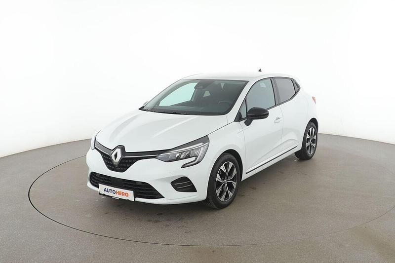 Weiß Gebraucht 2023 Renault Clio V Evolution Limousine | 13.380 € (Fairer Preis) - Bild 1/3