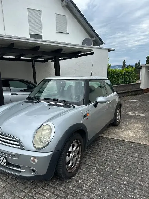 Gebraucht Mini Cooper 116 PS (85 kW) 2004 Silber Kleinwagen